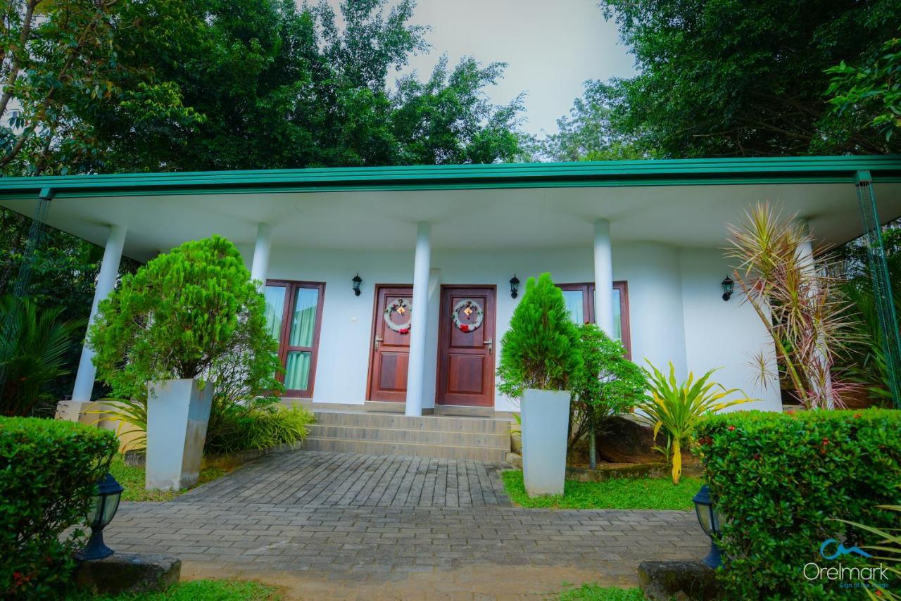 Seethawaka Regency Avissawella Ngoại thất bức ảnh