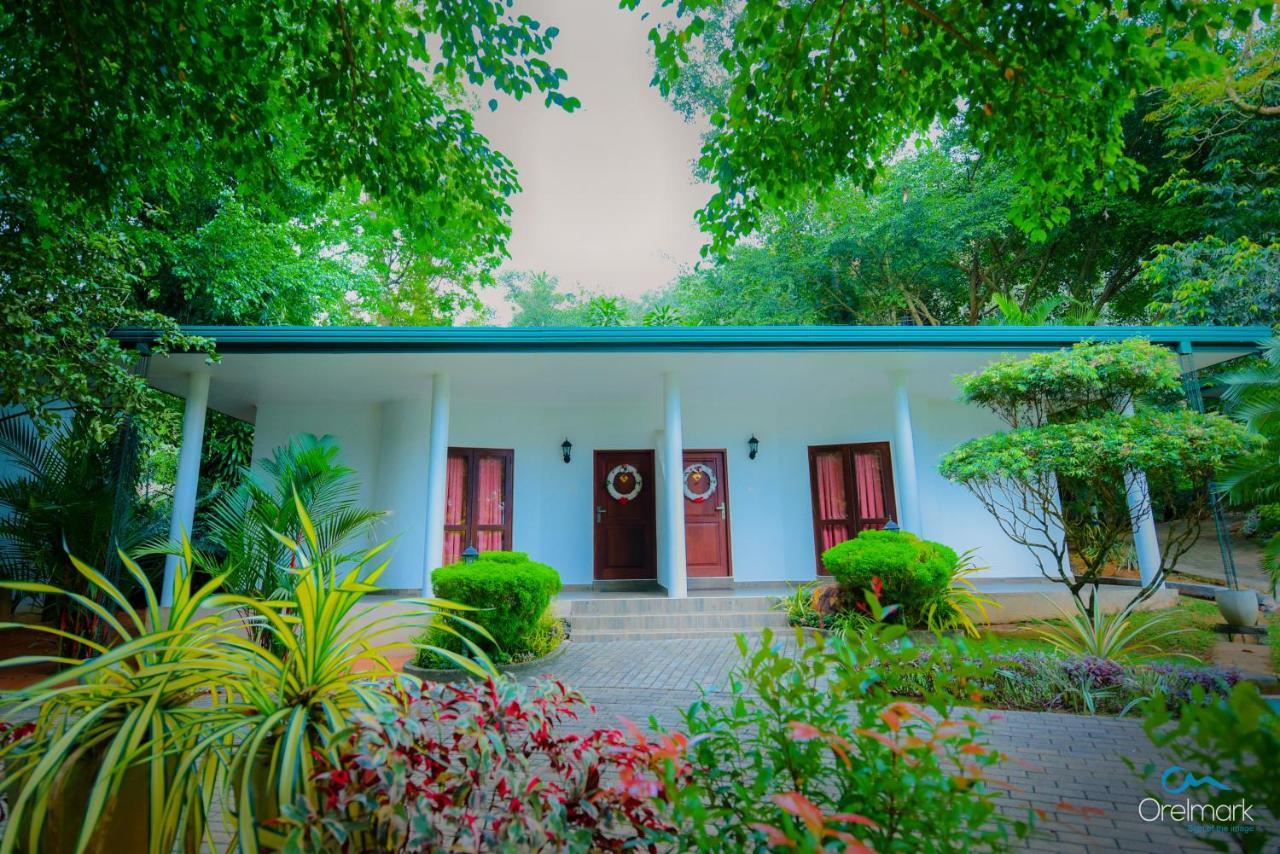 Seethawaka Regency Avissawella Ngoại thất bức ảnh
